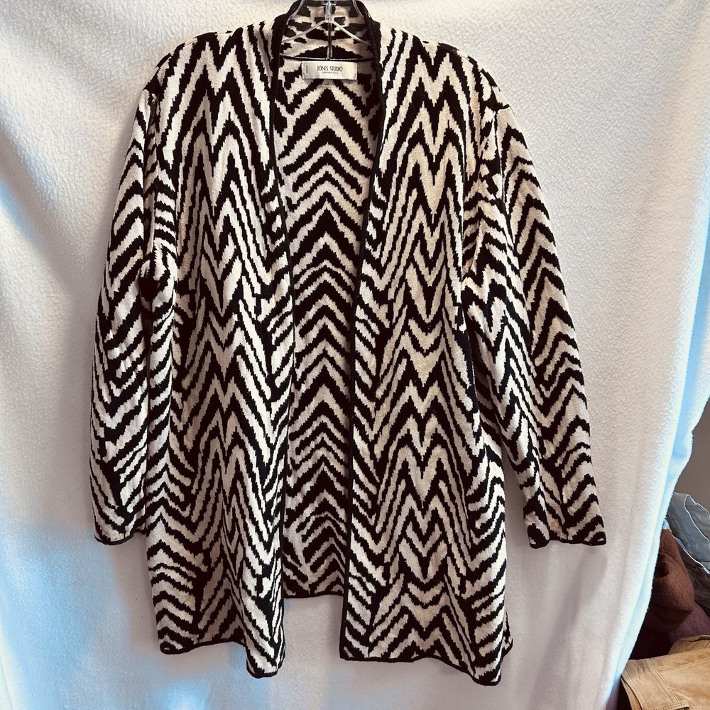 Jones New York Studio 1X Cardigan Sweater Cream Black Zebra Open Front Long